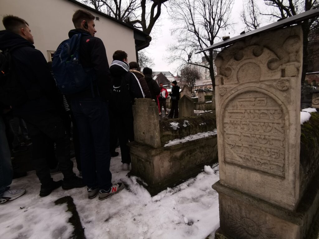 Produktbild &ndash; Historische Exkursion der 9. Klassen nach Polen – Oberschule an der Weinau