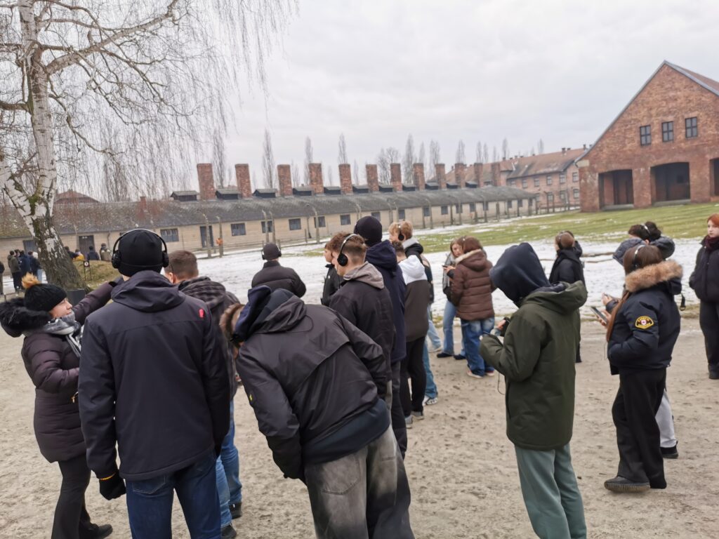 Design-Element &ndash; Historische Exkursion der 9. Klassen nach Polen – Oberschule an der Weinau